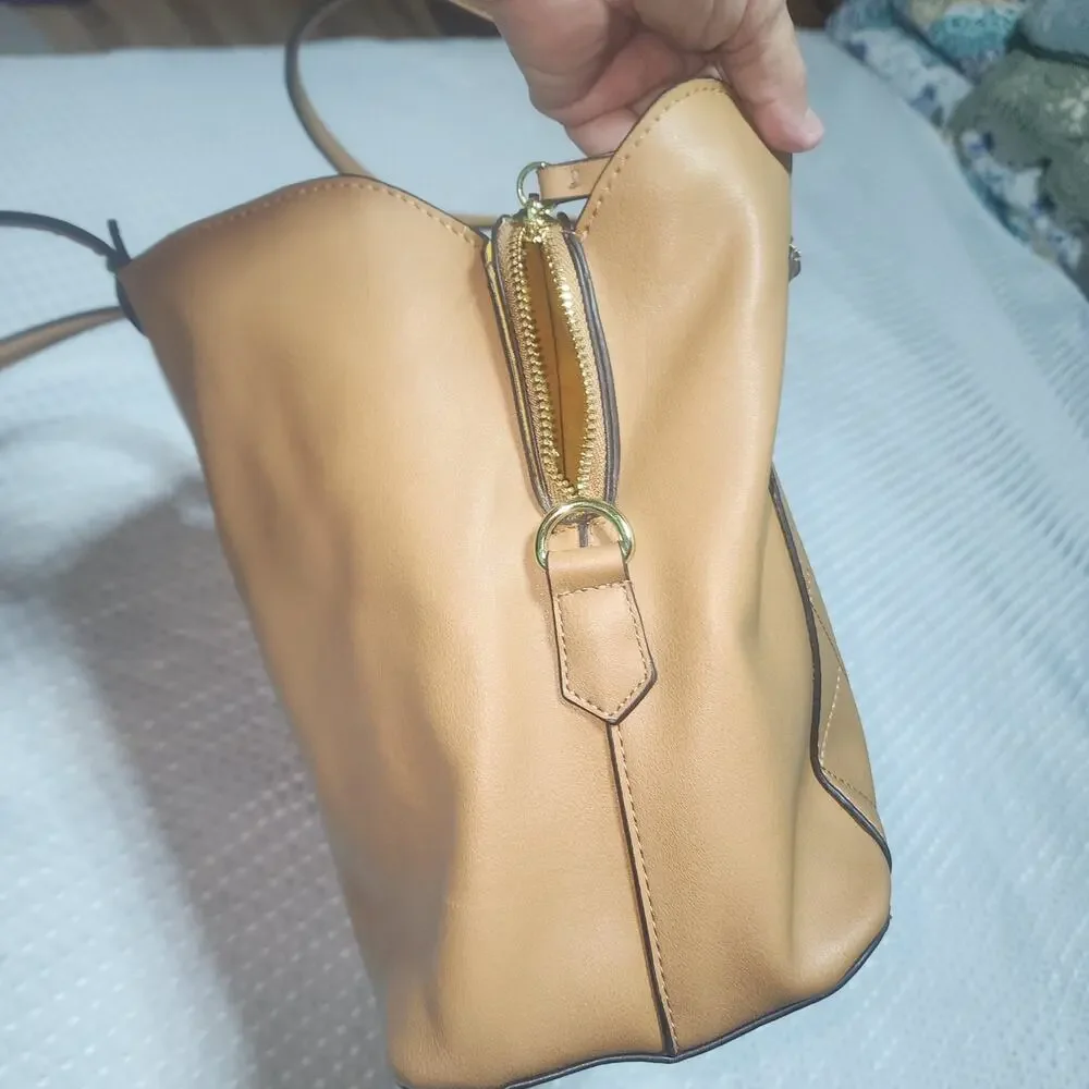 STEVE MADDEN EUC XL BUSINESS FAUX LEATHER TOTE BAG CROSSBODY STRAP INCLUDED